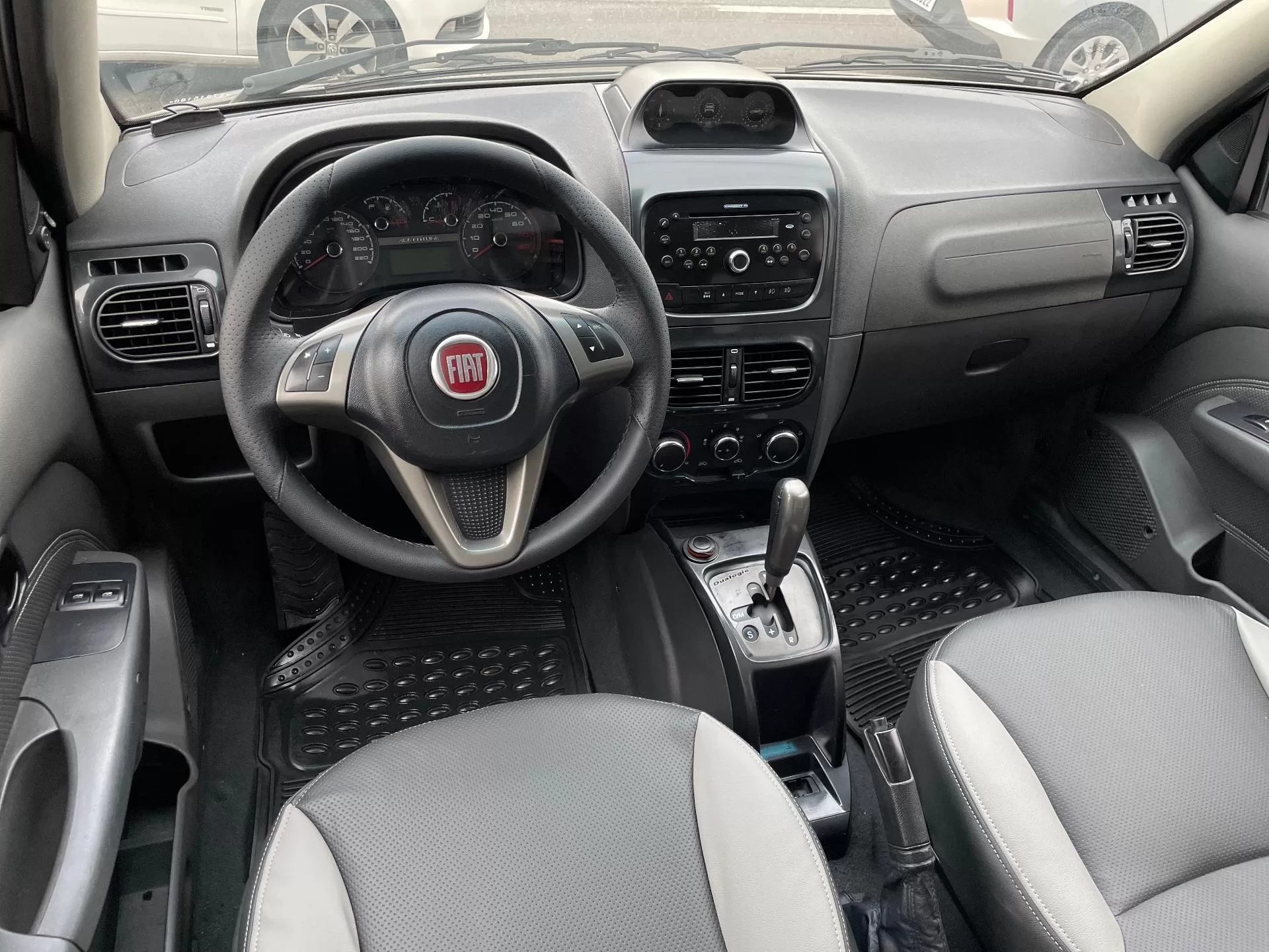 Fiat Strada Adv.1.8 16V LOCKER Dualo. Flex CD  2014